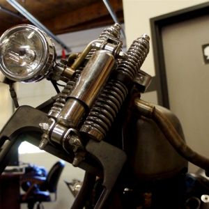 ep10 20 Barnstorm Custom head light